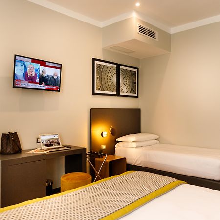 The Cross Hotel Roma Esterno foto
