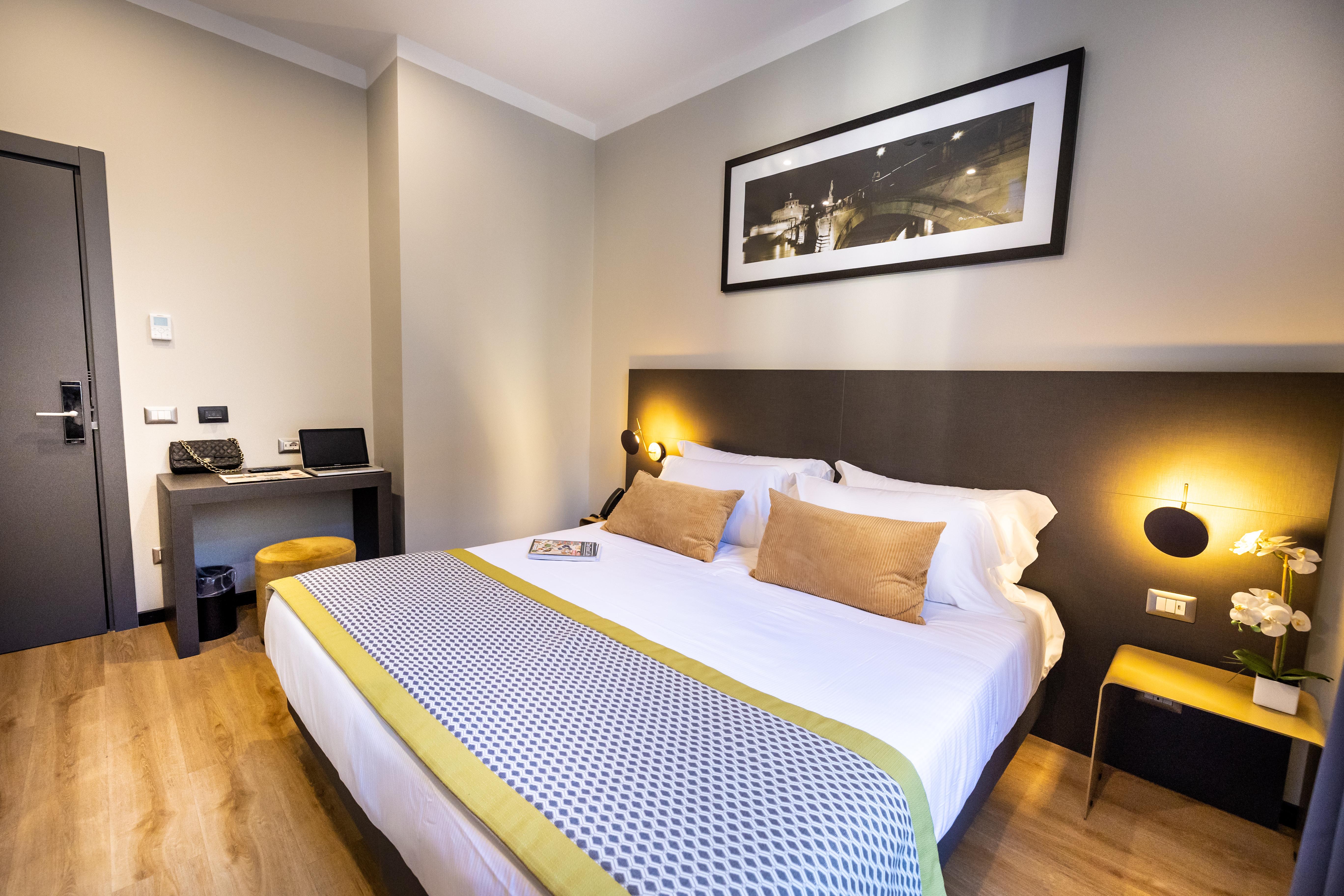 The Cross Hotel Roma Esterno foto