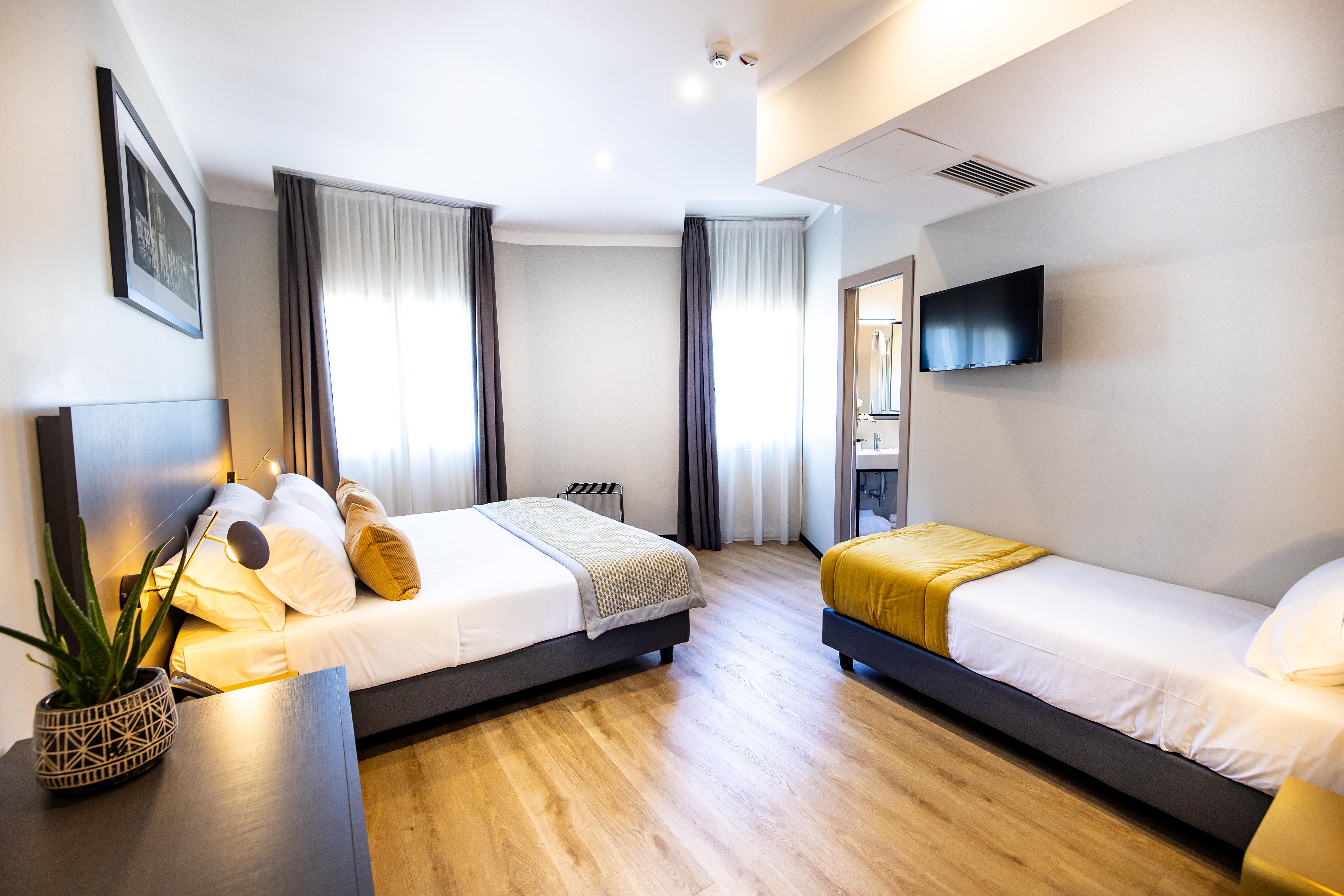 The Cross Hotel Roma Esterno foto