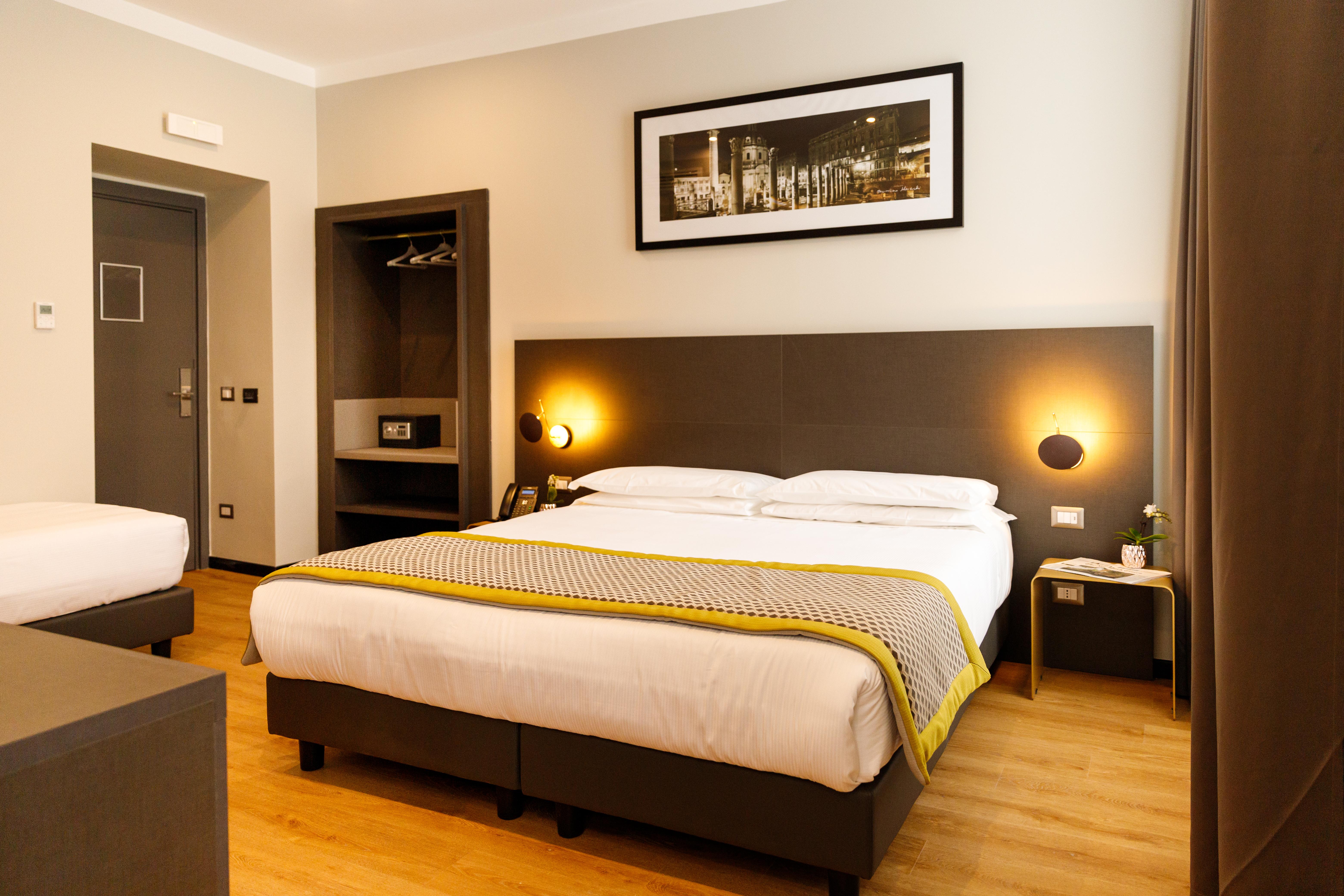 The Cross Hotel Roma Esterno foto